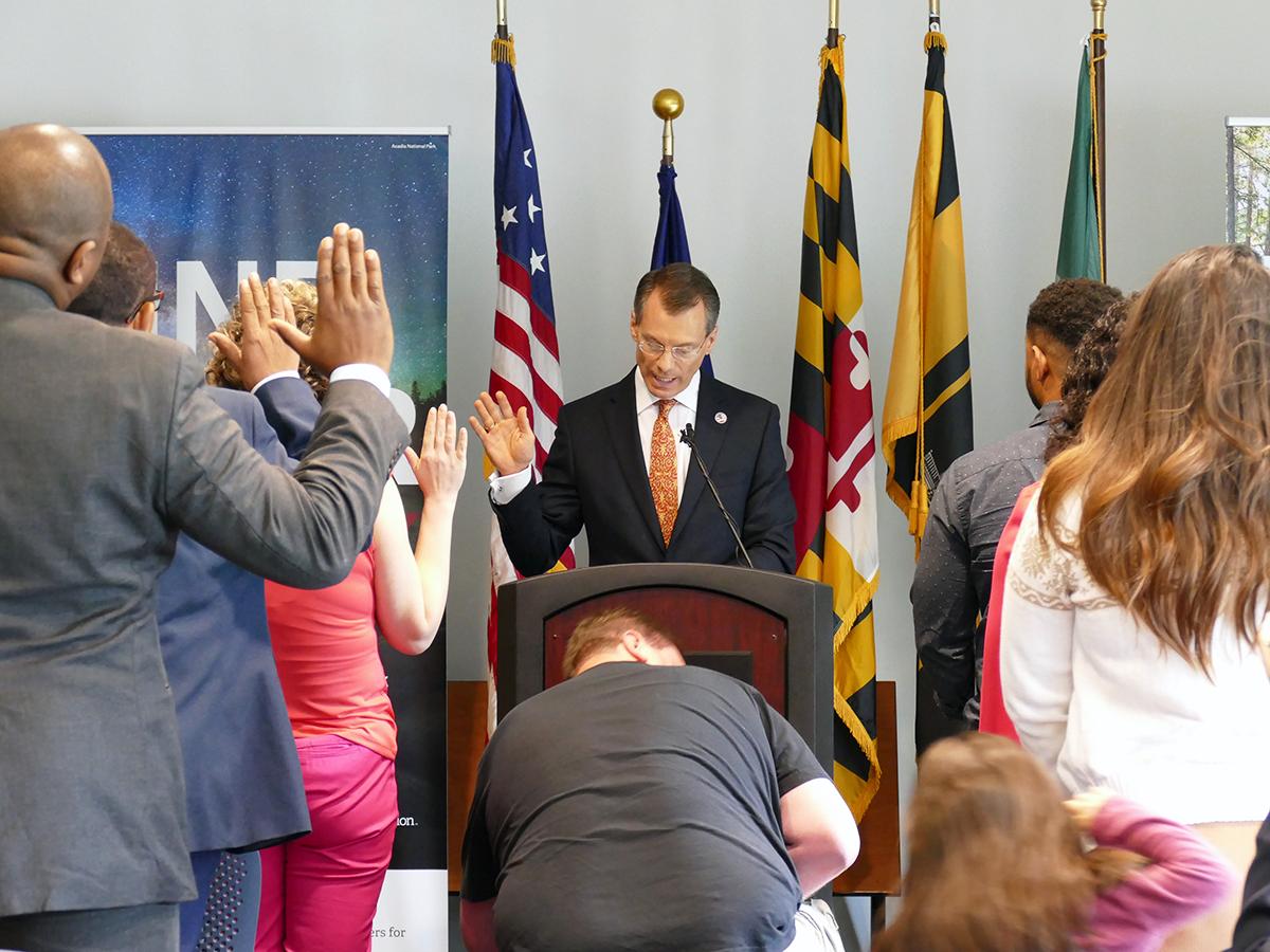 USCIS's tweet photo. The valiant defense of @FortMcHenryNPS during the War of 1812 inspired Francis Scott Key to write "The Star-Spangled Banner.” Yesterday, 20 people added to their own personal histories becoming new U.S. citizens. What a perfect way to continue celebrating #ConstitutionWeek. https://t.co/1VKaRq8dyl