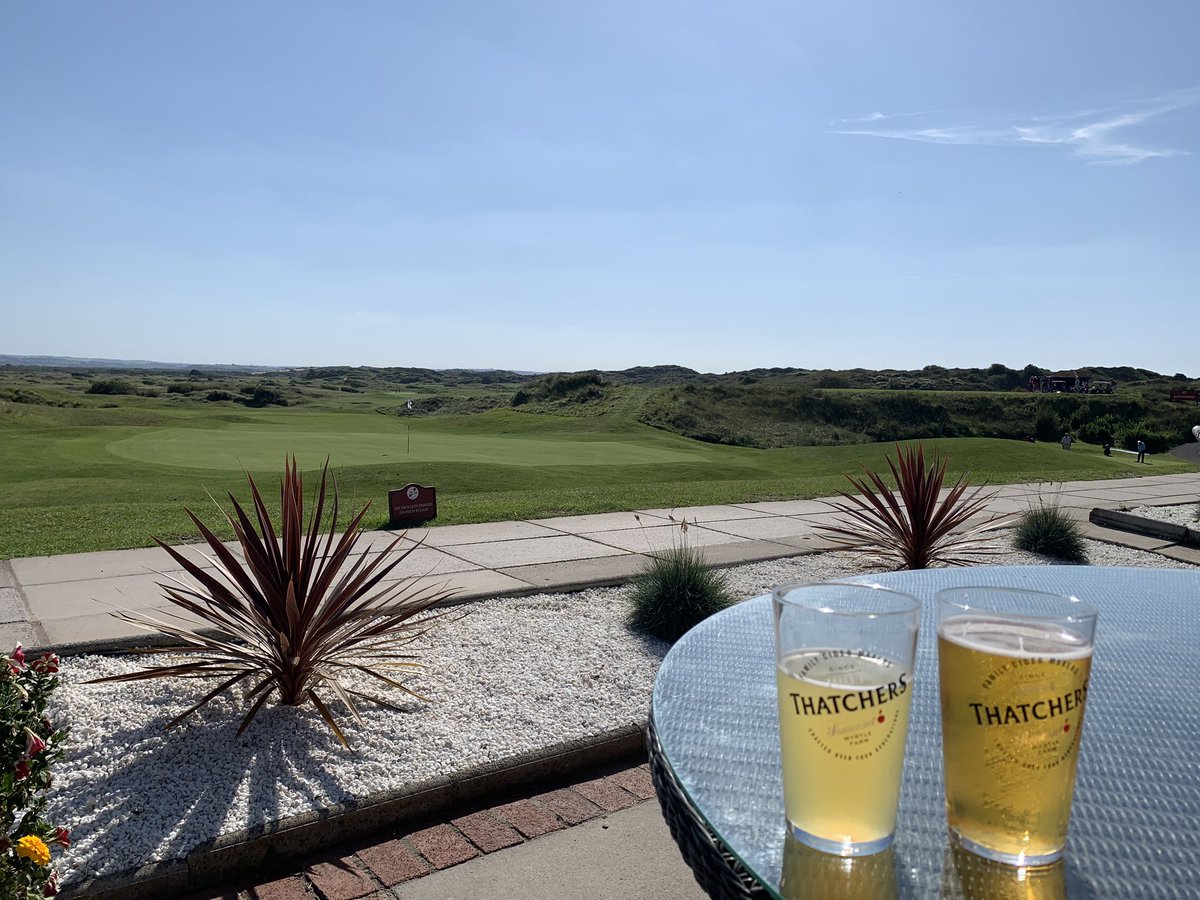 georgesteves10's tweet image. Perfect day for @BIGGALtd management trophy @SauntonGolfClub for #teamtiv the course is in amazing condition