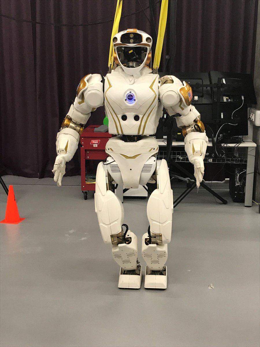 turinginst's tweet photo. #UKJapanAI Day 2: the themes of this wk's #robotics &amp; #AI research workshops include #scalablealgorithms under constraints; methods for efficient multi-agent computations; &amp; verifiable, robust &amp; explainable decision making for multimodal robotics &amp; autonomous systems (RAS) assets https://t.co/JKhE6v4hfg