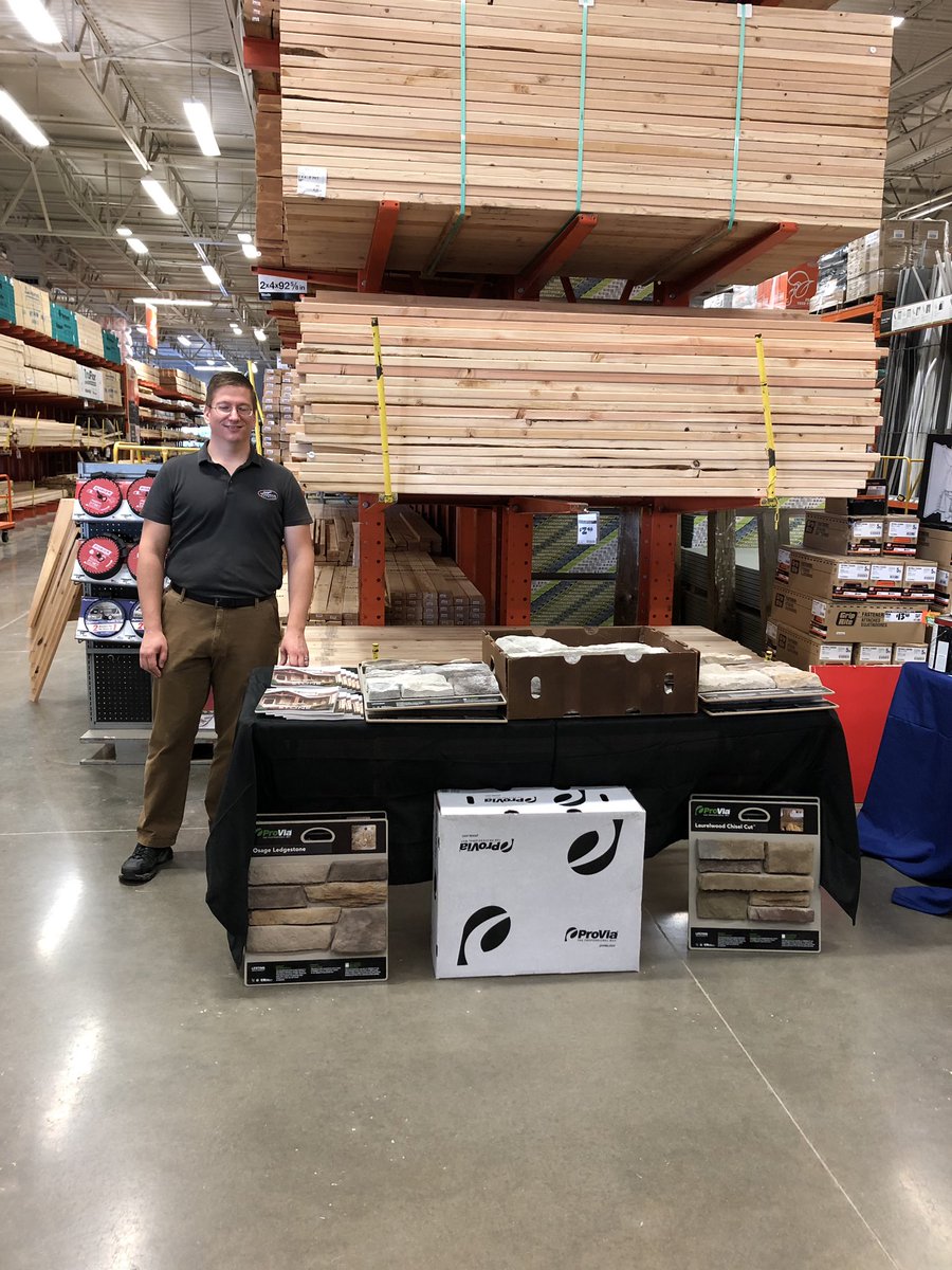 ecommittee6925's tweet photo. Pro event at Shorewood Home Depot, come on down. https://t.co/7m92CztglS