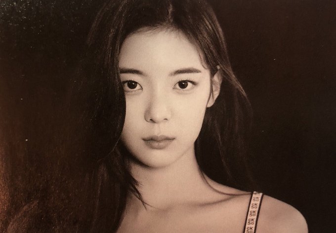 Dazzling red members profile