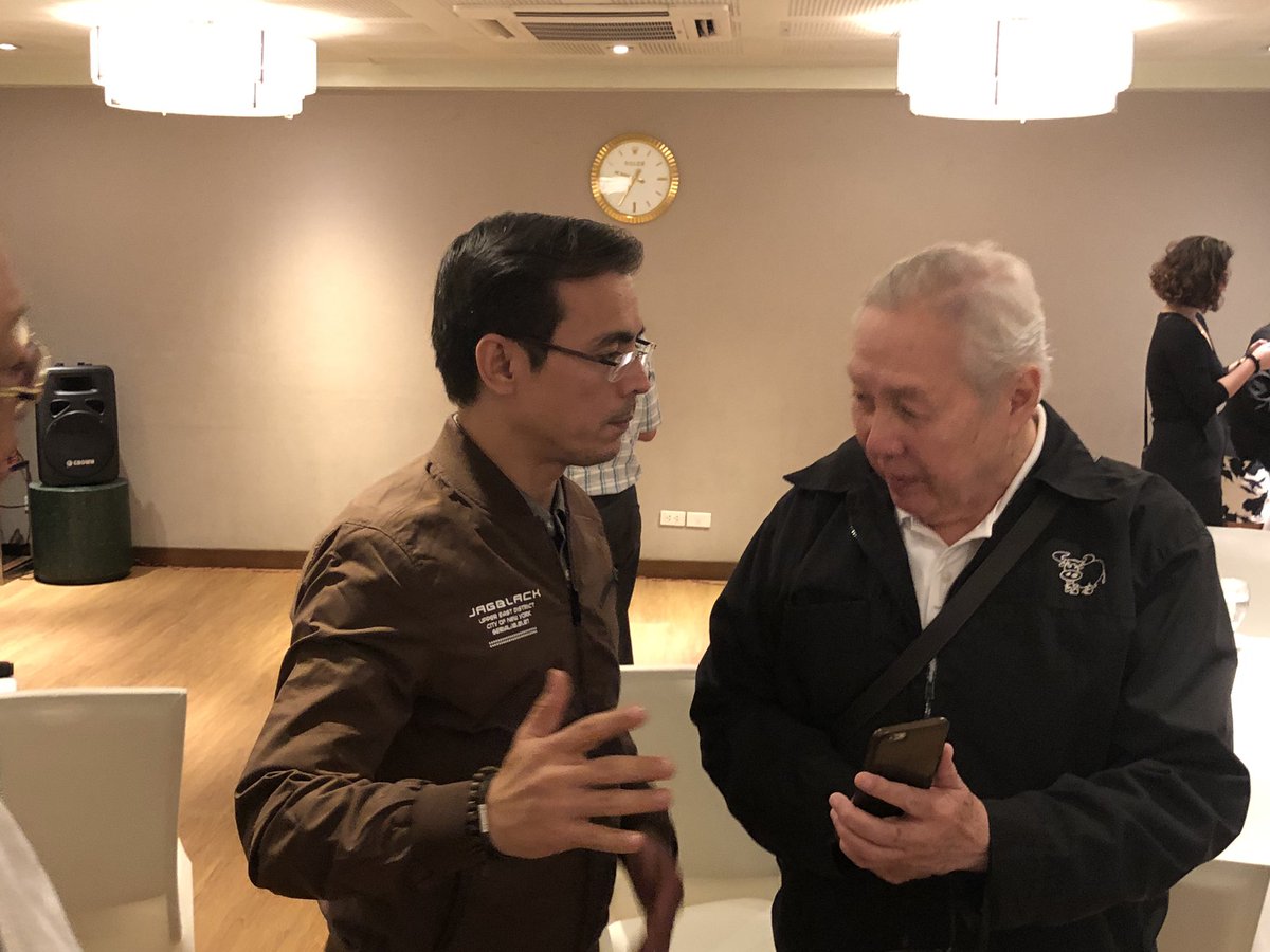 sarchavez's tweet photo. Mahar Mangahas, @SocialWeatherPH president, tells Mayor @IskoMoreno : Don't rely so much with statistics produced by the national govt on poverty. Gather your own. LGU should take the lead in generating its own data. You're more reliable. https://t.co/y0es3WsSFX