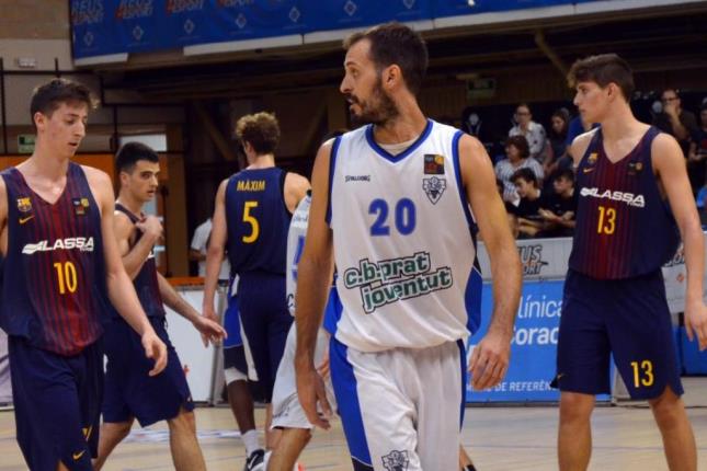 MueveteBasket.es (@muevetebasket) on Twitter photo La #LEBOro pierde un jugador histórico: Marc Blanch se muda a #LEBPlata
Exteriores que han promediado al menos 16 de valoración por 100 posesiones en LEB Oro desde 07/08:
<a href="/Kitus7/">Marc Blanch Espinal</a> (📈➡️muevetebasket.es/marc-blanch/ju…) 10 temporadas
<a href="/mikifeliu/">Miquel Feliu</a> 9
@jeff_xavier23 8
Carles Bravo 8
<a href="/SalvArco/">Salva Arco Frias</a> 8 La #LEBOro pierde un jugador histórico: Marc Blanch se muda a #LEBPlata
Exteriores que han promediado al menos 16 de valoración por 100 posesiones en LEB Oro desde 07/08:
<a href="/Kitus7/">Marc Blanch Espinal</a> (📈➡️muevetebasket.es/marc-blanch/ju…) 10 temporadas
<a href="/mikifeliu/">Miquel Feliu</a> 9
@jeff_xavier23 8
Carles Bravo 8
<a href="/SalvArco/">Salva Arco Frias</a> 8
