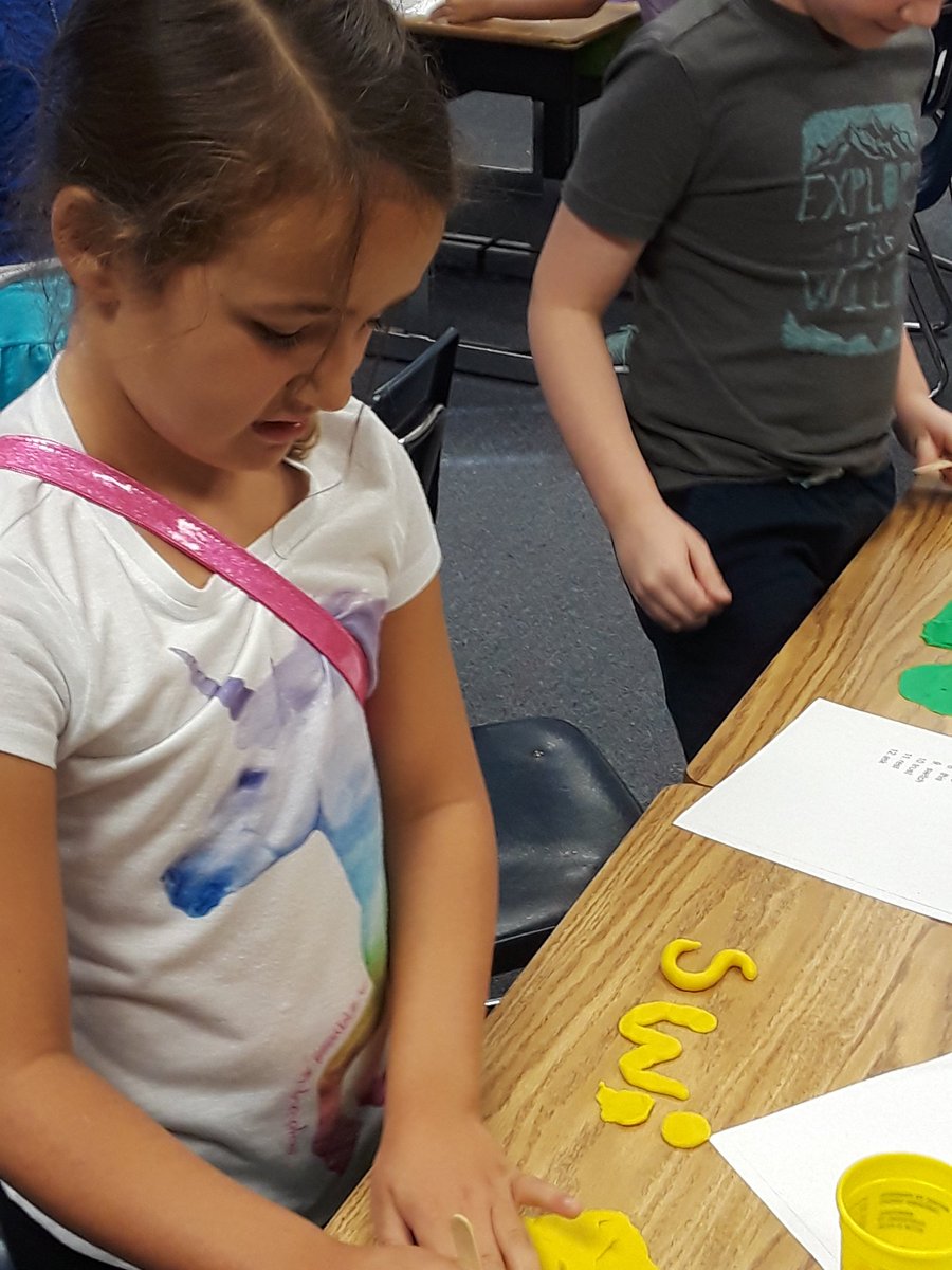 Hands on spelling is fun! #bearshine