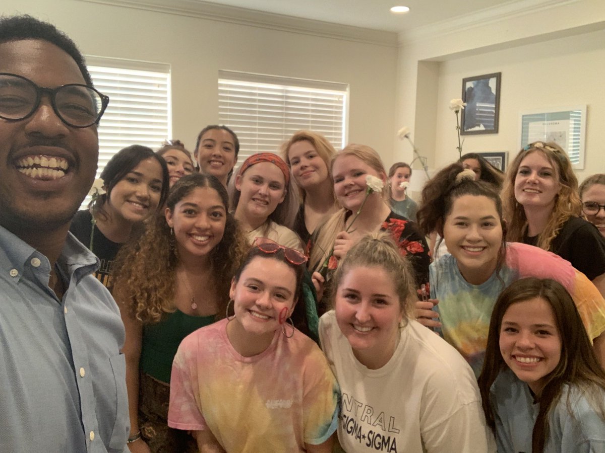 So much fun with the women of Sigma Sigma Sigma the other night! Thank you for letting us come and spend time with you all 🙌
#pdt #phidelt #phideltatheta #trisigma