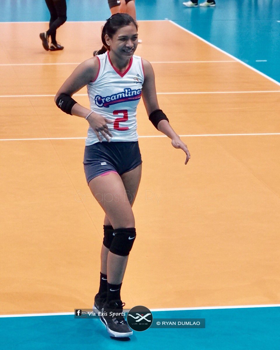 RySnaps's tweet photo. 2019 PVL Open Conference | Creamline Vs Choco Mucho | 083119

Alyssa “The Phenom�� Valdez

Gear: Fujifilm X-T100 with XF 18-55mm

#viaexissports
#fujifilmph
#fujifilmmirrorlessrevolution https://t.co/p9ItvhppUr