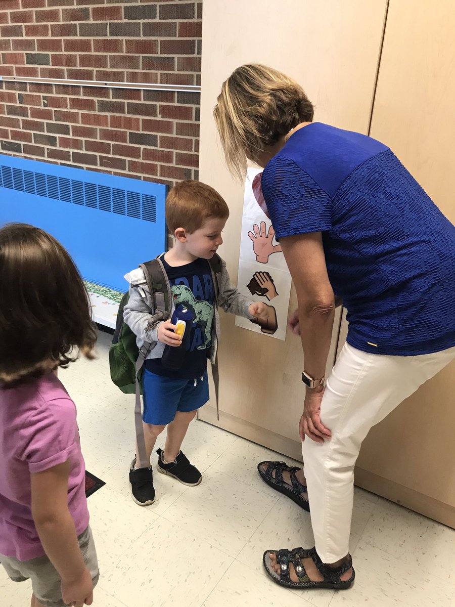 What a GREAT way to have a GREAT day! #wilmot109 #engage109 #wilmotkindnessrocks #goodmorning