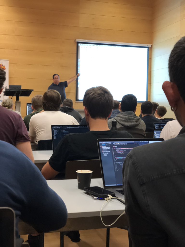 _Easy_E's tweet photo. @dimsumthinking (Daniel Steinberg) teaching us the ropes of SwiftUI https://t.co/AbtJkt4OHo