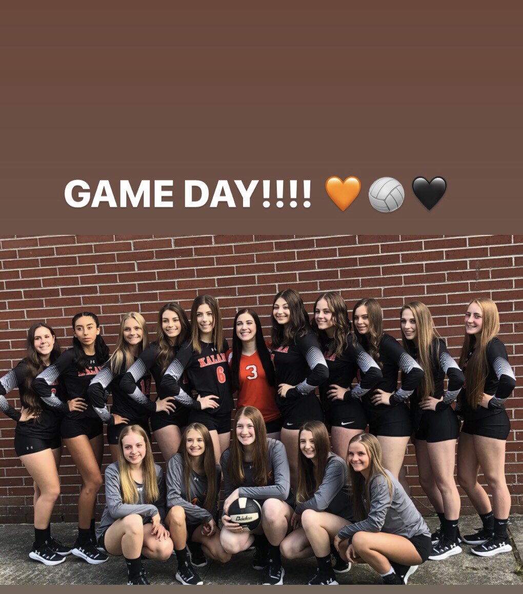 jenioneil's tweet photo. GAME DAY!!!!!!! Kalama takes on Castle Rock at home- 5:45/7:00......GO NOOKS!! 🧡🖤🏐 https://t.co/1J8EnlBJru