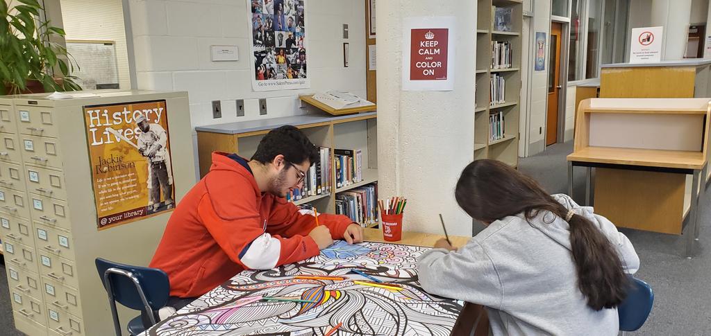 JL_Librarian's tweet photo. Feeling stressed? Take a break and relax at our coloring table! 🖍🖌👩🎨 #BeWell365 #KeepCalm #ColorOn #Destress @QOHSCounseling @McCormackPsych https://t.co/2jOYHapClZ