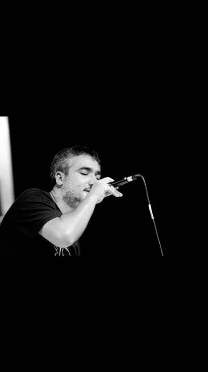 melankoliamusic's tweet photo. Yaptıklarını bilip hala senden caymamak garip birşey https://t.co/uuwE0c7t2l