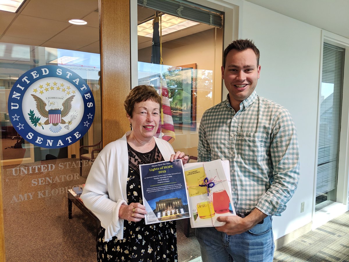 ACSCAN's tweet photo. This summer, you signed petitions asking Senators to make cancer research/breast cancer research a priority &amp; to fund global health initiatives that will help #EndCervicalCancerDeath. Tens of thousands of you did &amp; we made sure they got them. #FundCancerCures https://t.co/B4UNdcjbFM