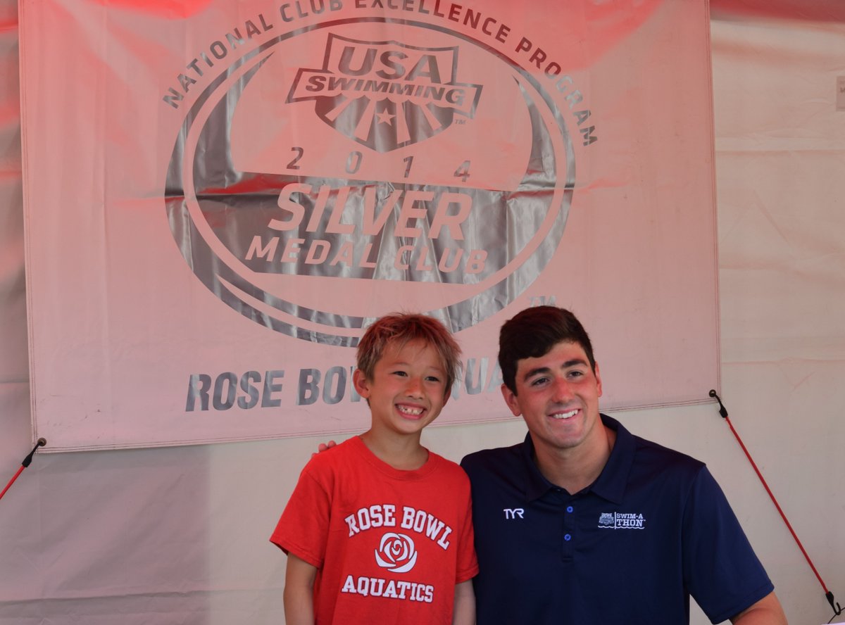 SwimFoundation's tweet photo. Olympian @Jacob_Pebley visited our 2018 #USASwimAThon grand prize winner on Monday! Congrats @RosebowlAquatics! https://t.co/z4trDdbbGp