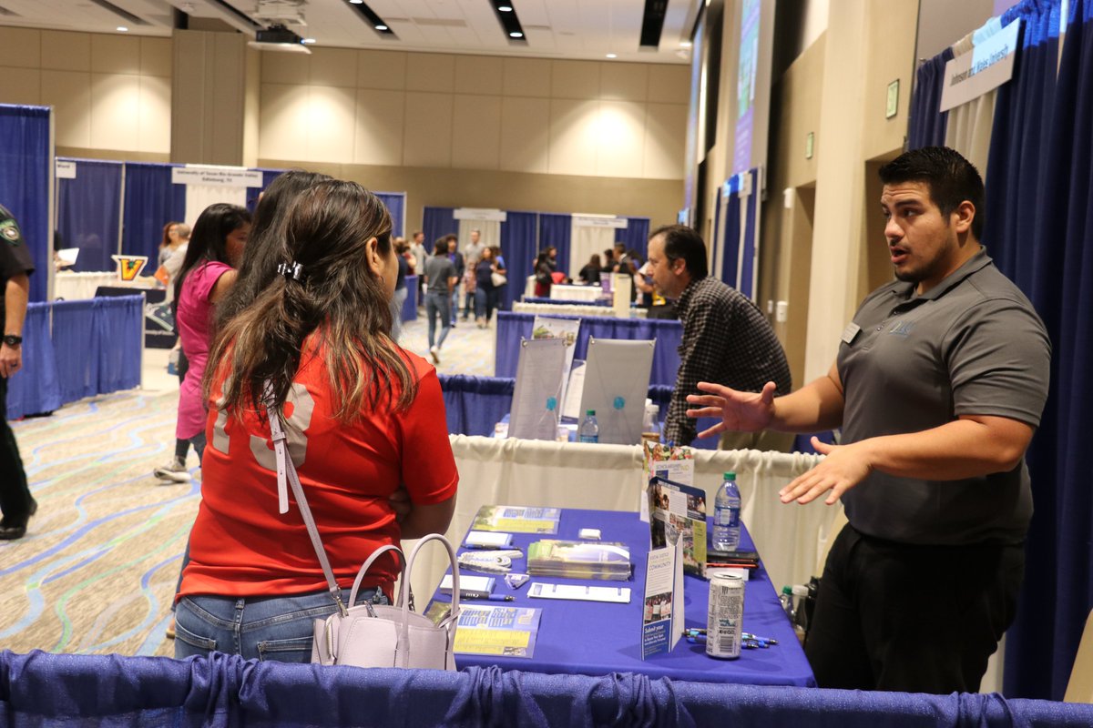 CCISD's tweet photo. What an incredible turnout at the Coastal Bend Area College Expo! Thank you to @IslandCampus for hosting this opportunity for our students. Students were able to meet with representatives to find universities and colleges that match their interests. #CollegeReadiness https://t.co/6ufLrUg6oi