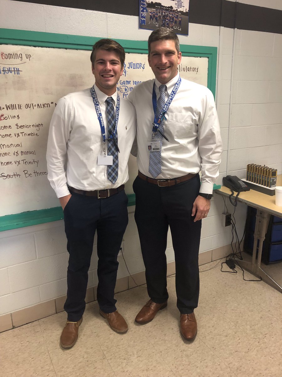 We are in good hands today at <a href="/ochscolonels/">Oldham County High</a> with an extra administrator! #TwinDay #WeAreOC