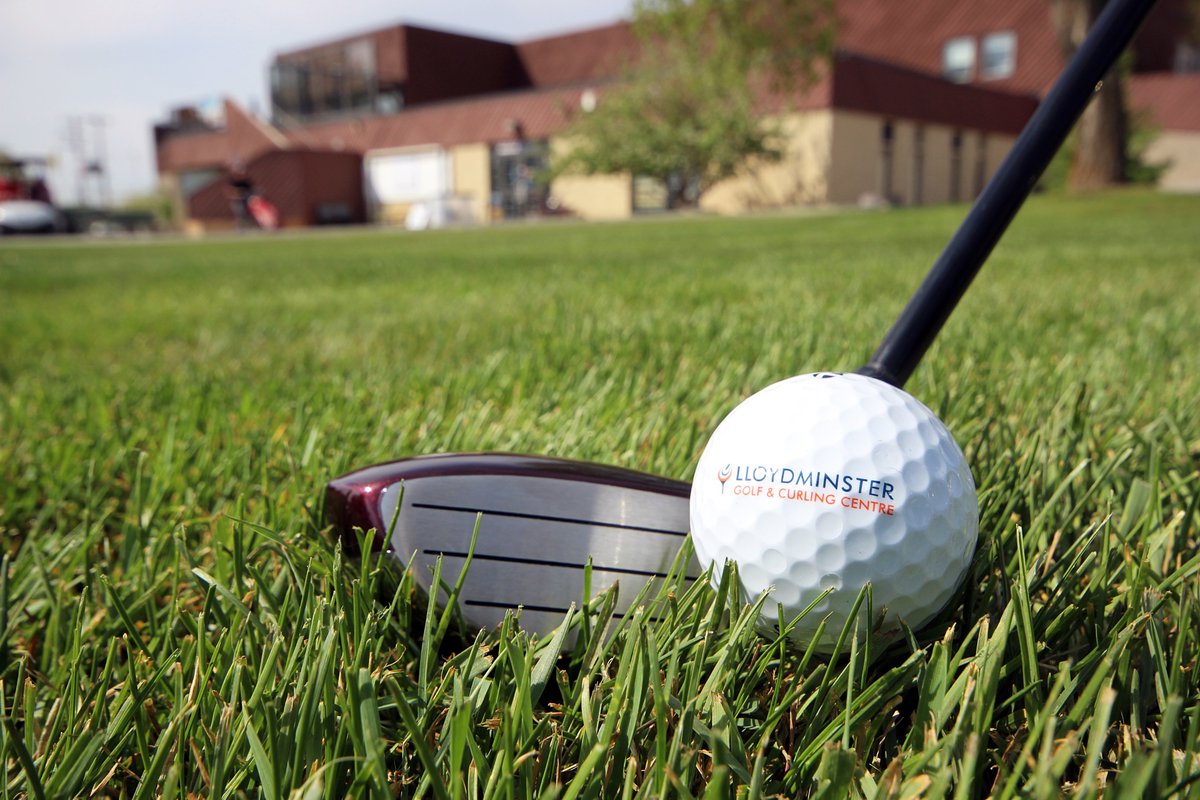 Sometimes less is more.

25% off green fees!
Call the Pro Shop today at 306-825-5494.

*Discount applies until end of 2019 golf season.