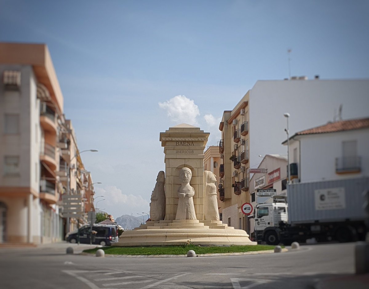 Inicio la tarde en #Baena, el municipio de #Torreparedones.
El @PPdipucordoba sigue defendiendo la conversión en #autovia de la #n432
#castrodelrio #espejo #Valenzuela #CordobaEsp #Andalucía