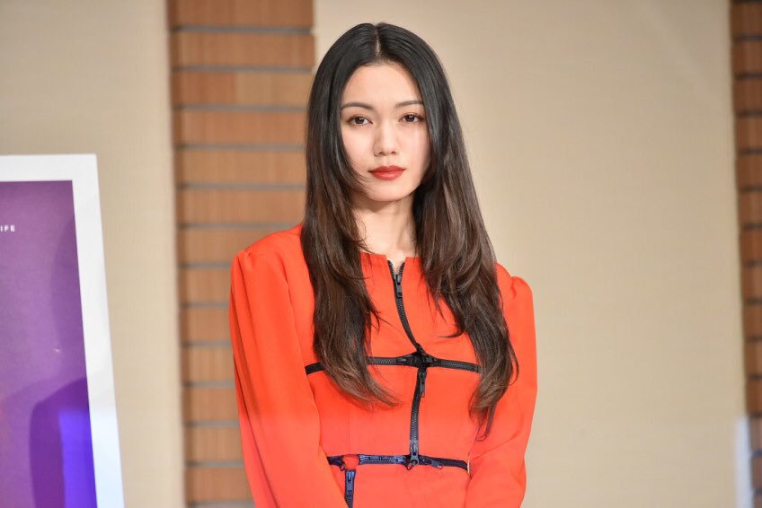 いいちこ 宮崎あおいそっくりだった二階堂ふみまさかの仲間由紀恵そっくりになっててすごい 宮崎あおいから仲間由紀恵になるってどういうことなの
