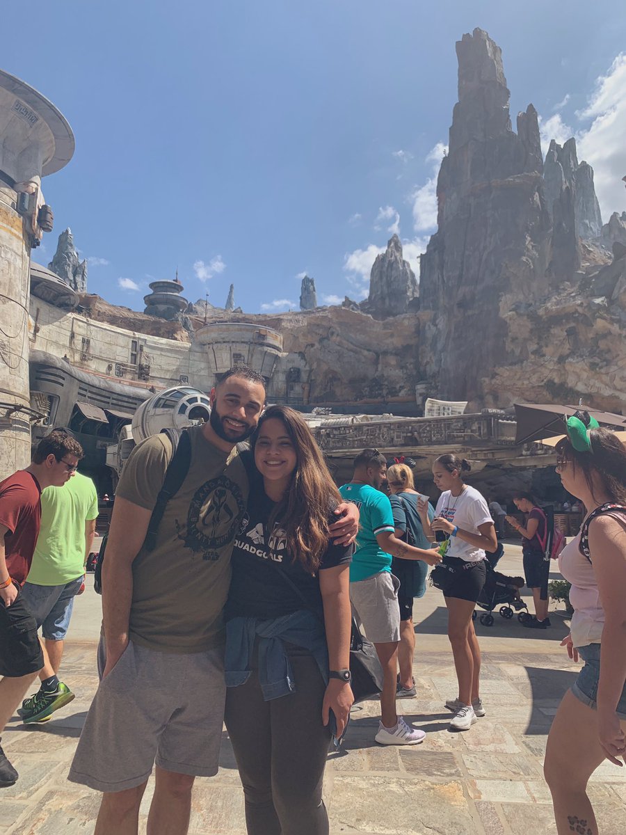 _NatalieMarie12's tweet image. Disney part 2 ✨ #galaxysedge #backtobatuu