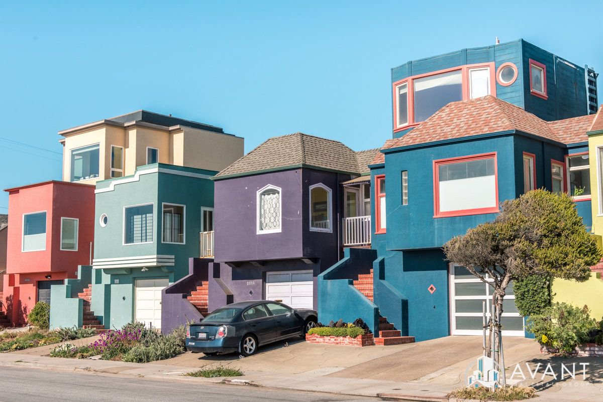 Come explore San Francisco with Avant Real Estate! These beautiful, boxy homes in the Outer Parkside neighborhood are all unique. 415.935.3410 | info@avantsf.com | Lic. 01953438 #SanFrancisco #California #OuterParkside #City #Photography #RealEstate #PhotoOfTheDay #AvantSF