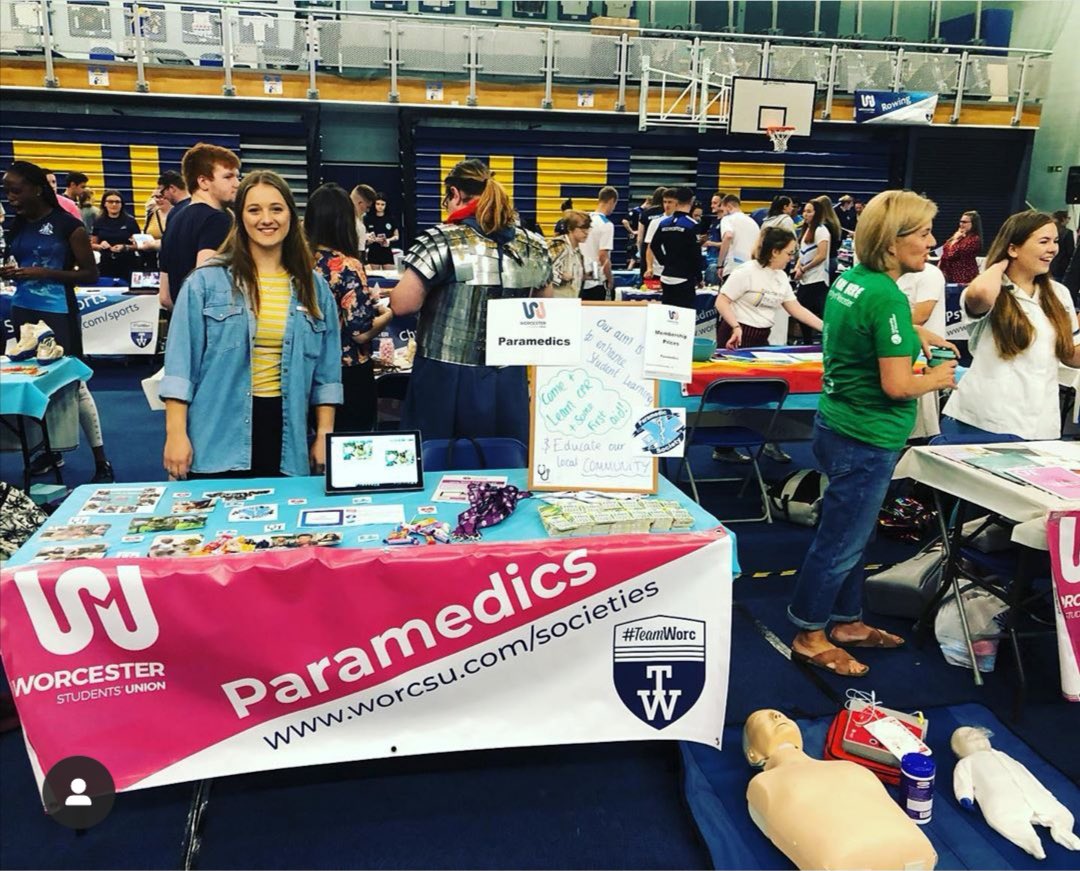 Come and meet Jo and the <a href="/uow_parasoc/">UoWParaSoc</a> Paramedic Society at university today <a href="/UoWParamedics/">University of Worcester Paramedic Science</a>