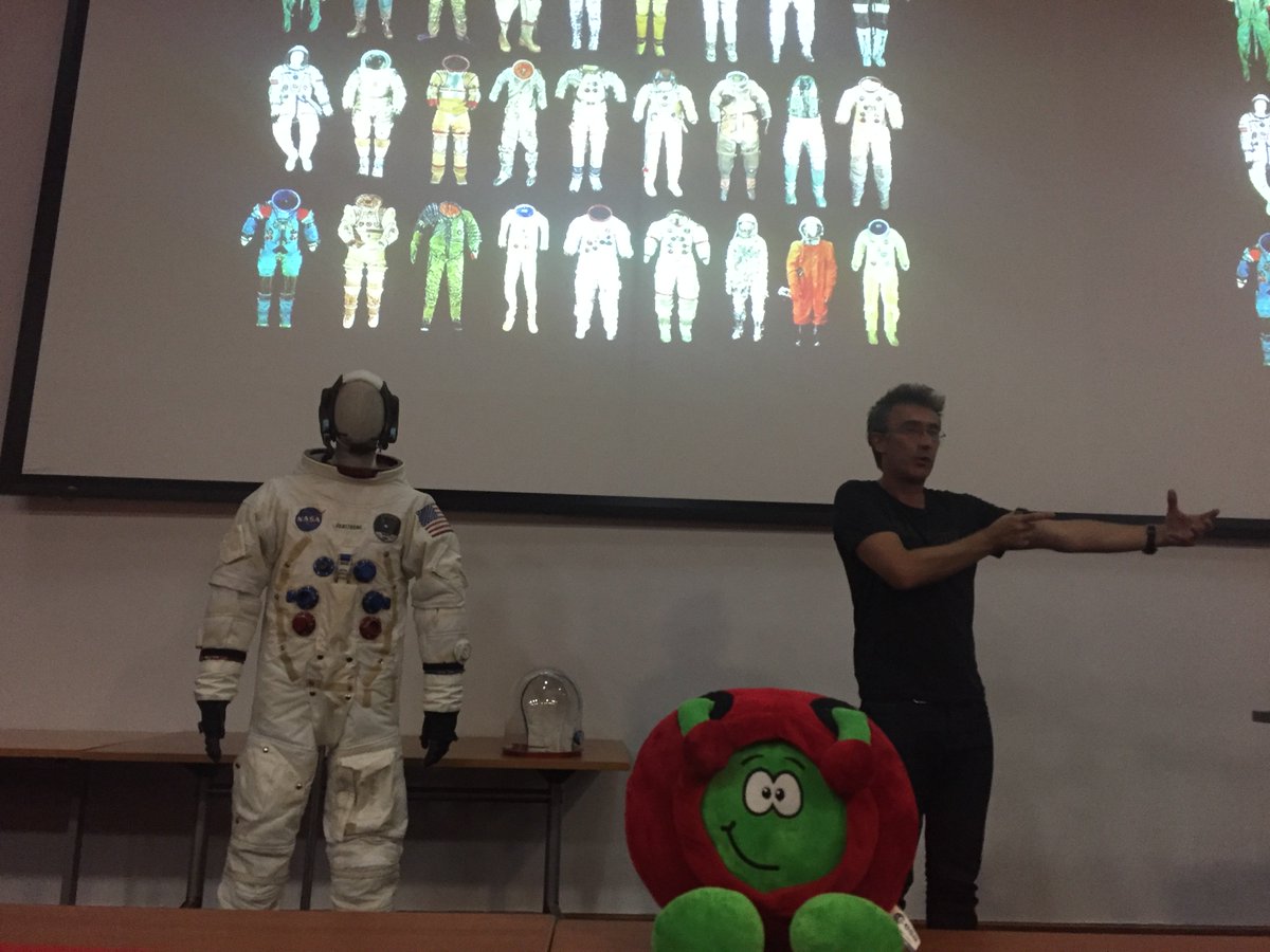 ESA Education tweet media