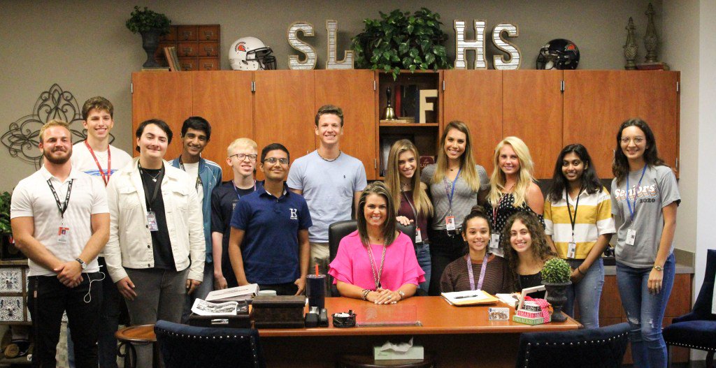 2019-2020 Homecoming Court slhspress.com/11241/uncatego…