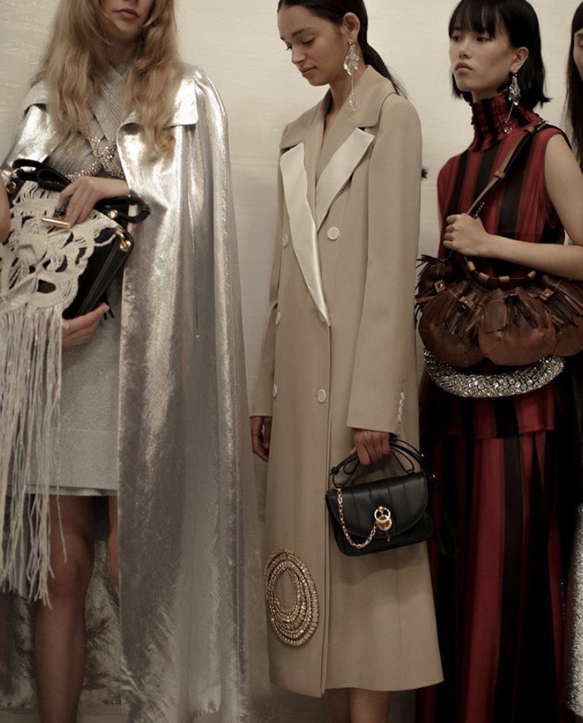 yslp0ison's tweet photo. JW Anderson spring ‘20 https://t.co/n6EVy1Deaw