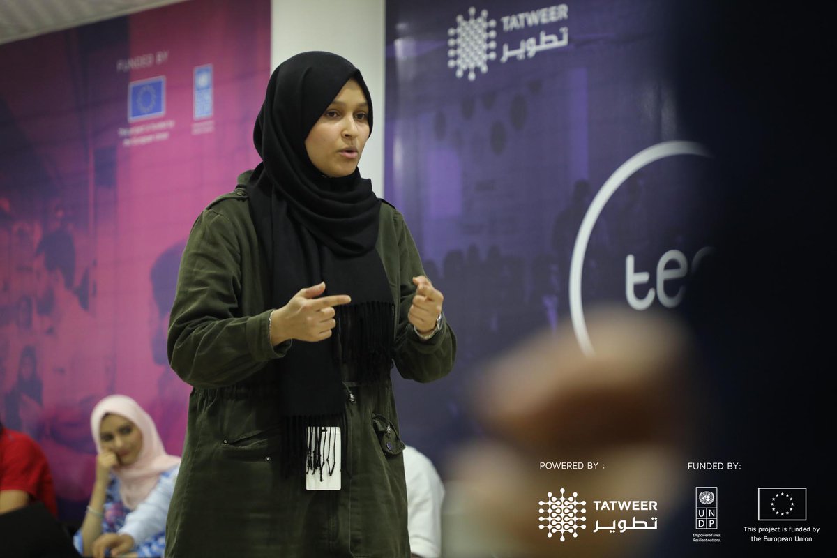 TatweerResearch's tweet photo. قام اليوم المتشاركون في البرنامج التدريبي #TecCamp بمناقشة مشاريعهم امام لجنة من الخبراء في برمجة المواقع وتطبيقات الهواتف الذكية والذين قد اشادوا بمستوى المتدريبين الذين تم تخريجهم في نهاية اليوم لينطلقوا الى سوق العمل الليبي.
بدعم من
@UNDPLibya
@EUDELtoLibya https://t.co/f36XA2uC7b