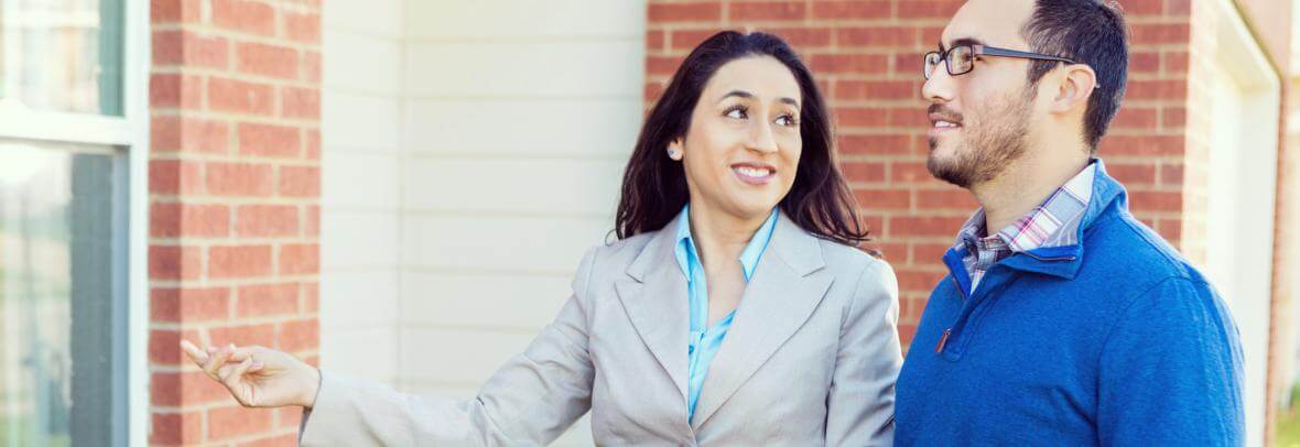 active_agent's tweet image. ⭕ Real estate is a high-contact occupation, and with deals that often involve lots of 💰money, it draws scammers out of the woodwork. These tips... #realstate #realtors #broker #brokers #chicago #Florida #Floridaactiveagent #FAA #buyers #propertyprice 
ow.ly/B8Uw50weAeu