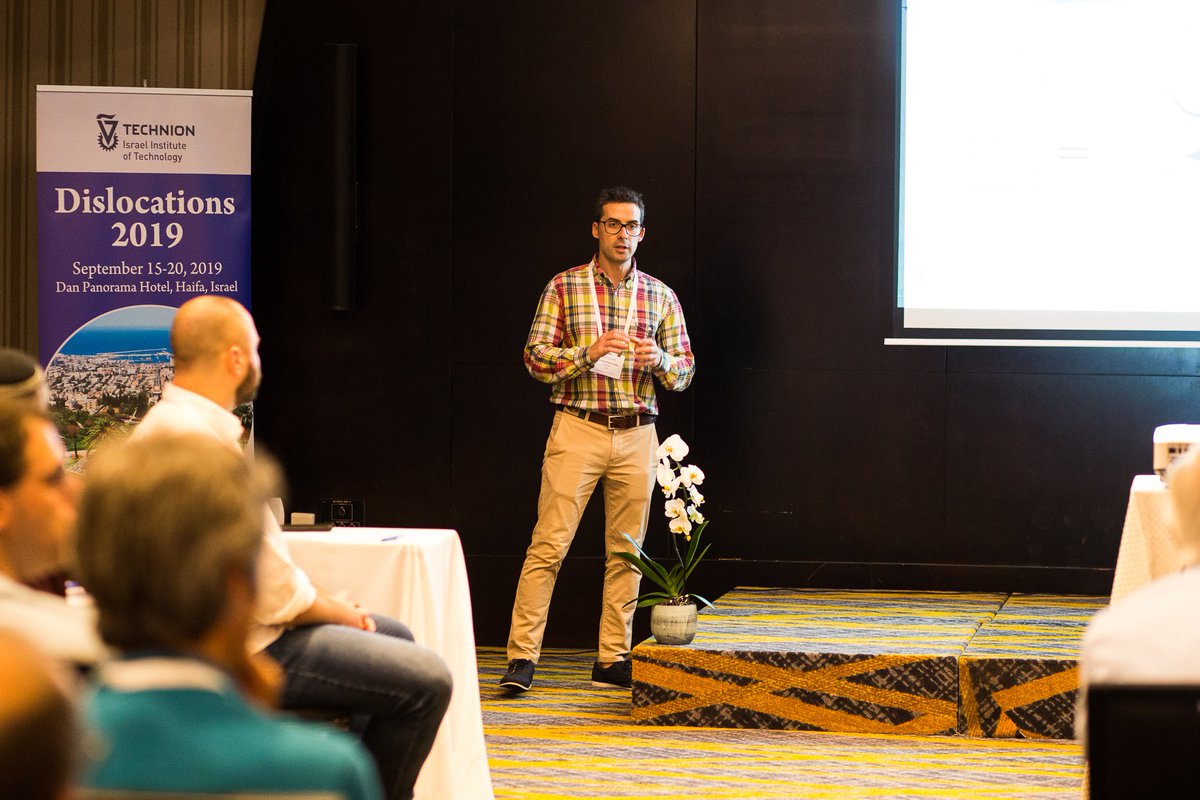jcnietof's tweet photo. Shot of my flash poster presentation at #Dislocations2019 in Haifa, Israel. Thanks to @ITN_OUTCOME @MSCActions @TechnionLive https://t.co/0MakVcmDrK