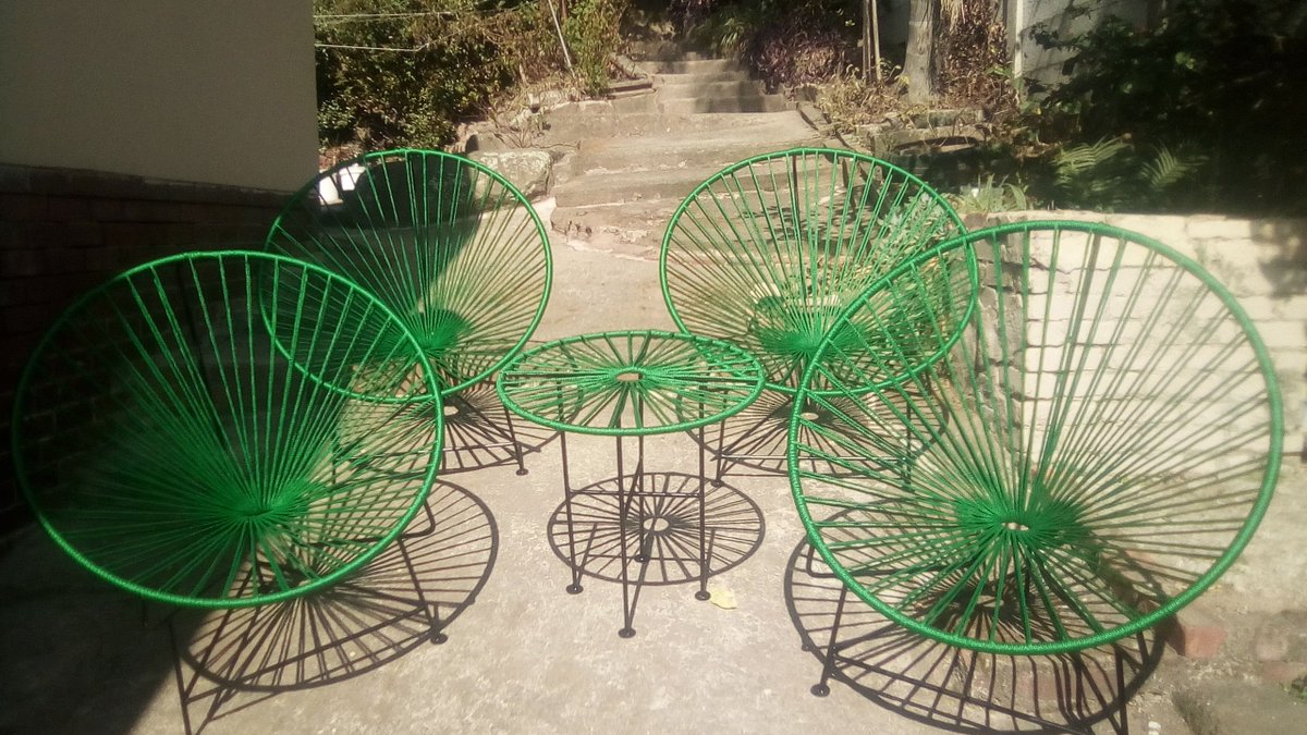 WorksDh's tweet image. Acapulco chairs custom made from uv treated wicked for an outdoor or indoor space . 
Price per chair R1650
All work is customized according to your requirements . 
Colours Black white red orange royal blue spring green yellow 
View other products facebook.com/DH-Braai-Smoke…