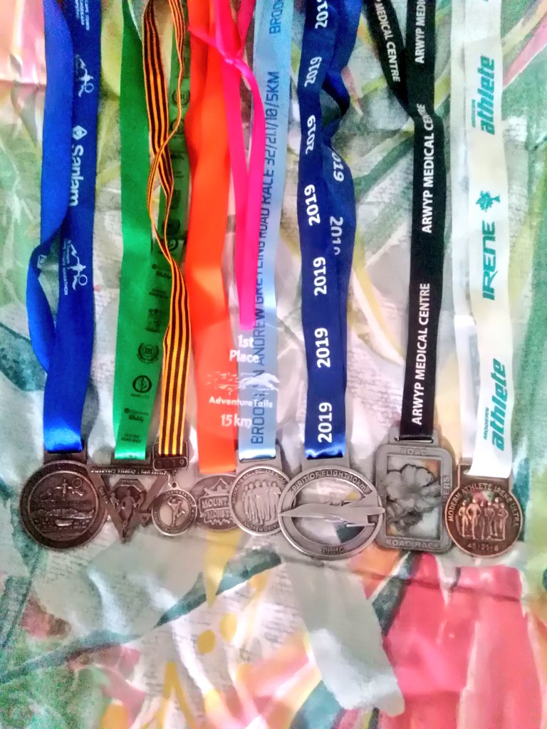 Sevhic_'s tweet photo. My special moments of 2019 in no particular order π β€οΈππ½ππ½ #WinTheLongRun #WinTheShortRun #BeatYesterday #RunForGood #WeWhoRun and lastly #SafetyB4Mileage https://t.co/zH2gLTKHwe
