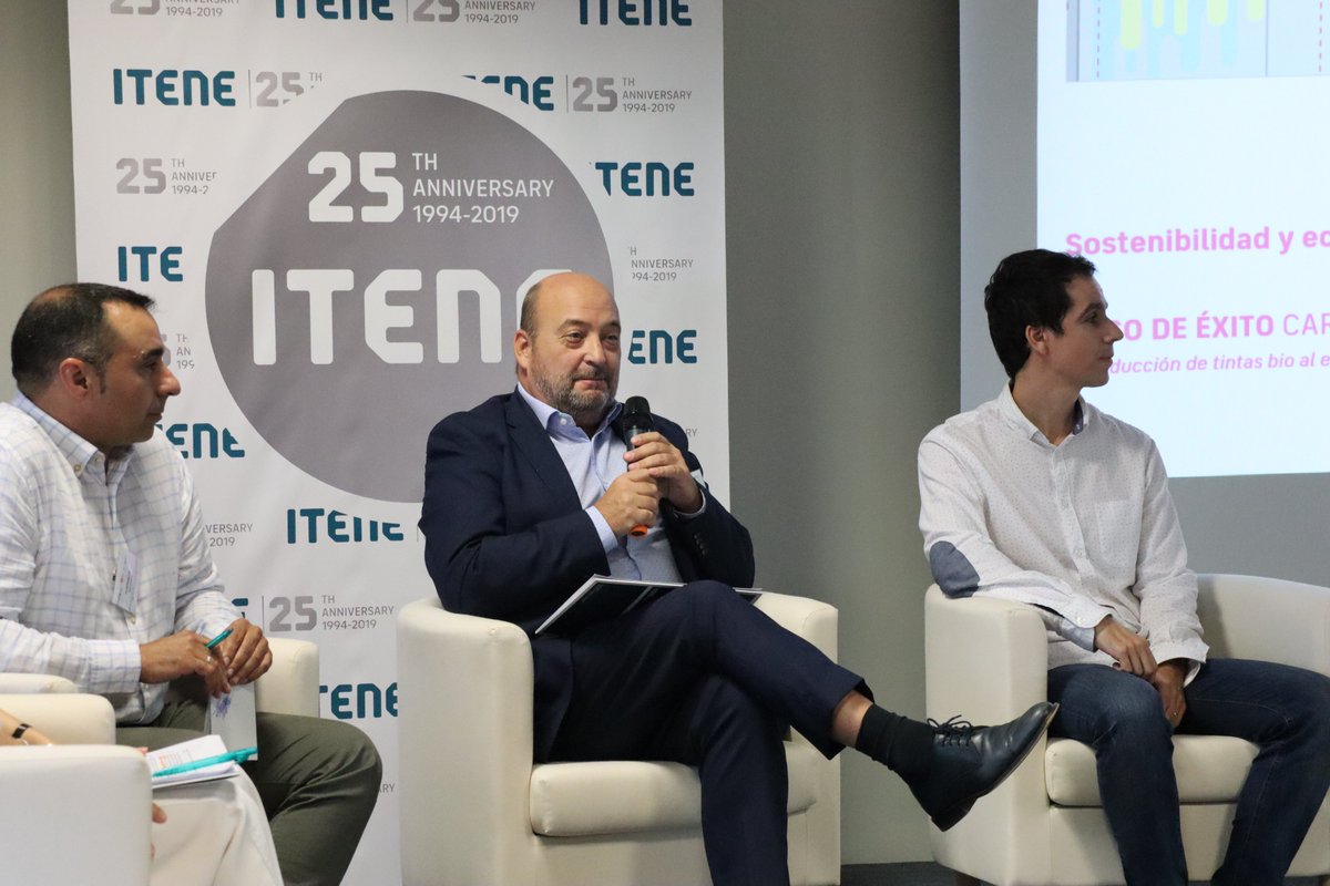 itene's tweet photo. @ClusterEnvase @ClusterFPrint @PT3NEO @mgvcolor @grupodisber @GrupoHinojosa @_VISSUALLY_ @limitronic @CocaCola_es @NovaCentrix @hubergroup #Samtack ha estado presente en la jornada sobre impresión en #packaging como fabricante de adhesivos. Para el sector del embalaje flexible, proponen adhesivos activos que alargan la vida útil de los alimentos y reducen el desperdicio alimentario. https://t.co/Jm8QthzG6J