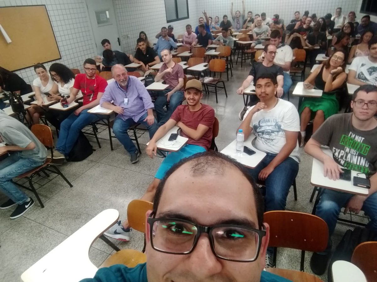 _grandeporte's tweet photo. Palestra do Prof. Fabrizio Borelli sobre Plataformas de IoT na Faculdade Campos Salles!

Quer uma palestra da Grande Porte na sua instituição? Entre em contato conosco!

#palestra #faculdade #campossalles #GrandePorteTI #iot #plataformas #internetdascoisas #evento #palestrante https://t.co/QxBVpXxIZJ