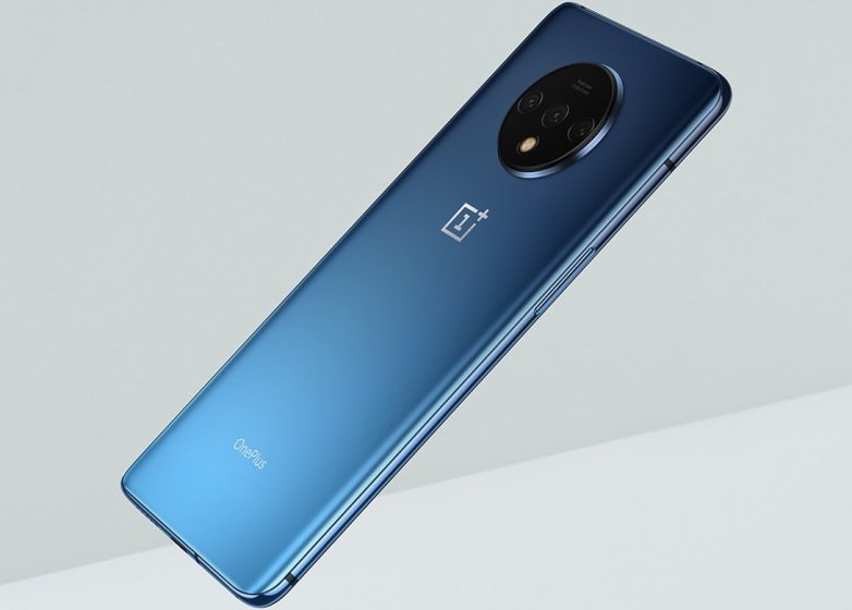 #OnePlus7T design yay or nay?

For me personally it looks like a Motorola 😅