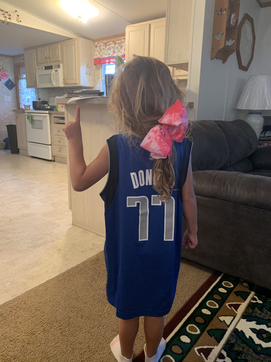 YoungAcee20's tweet photo. Bri was super excited to get her very first Mavs Jersey!! She’s been begging me to take her to meet Luka! Maybe we can make a trip to Dallas or meet them in OKC, but idk how close we can get 😬😬 @luka7doncic  meet your biggest fan from Oklahoma, Brileigh 5 years old!! https://t.co/rVK6eS4Ps3