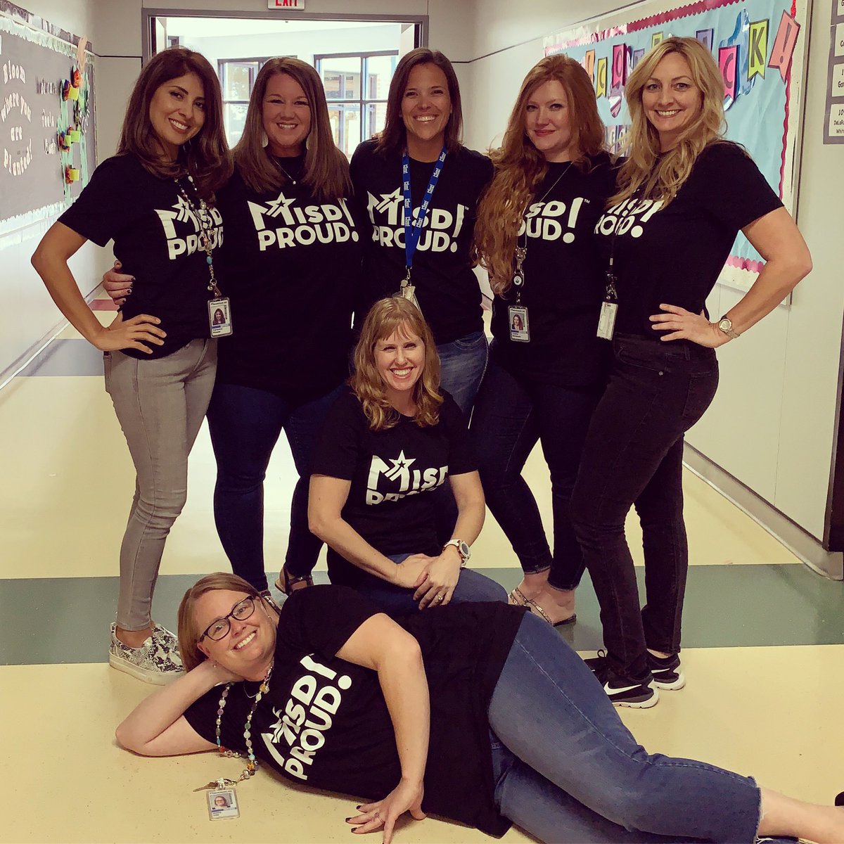Elliott_First's tweet photo. Blessed to work with the best!! #firstgradeismyjam #misdproud #jav https://t.co/v3sILTFXDd