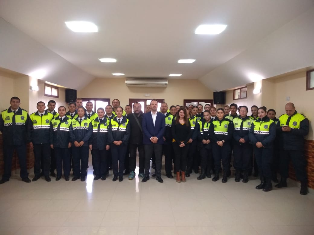 direccion_cdg's tweet photo. HOY-Se realizó la capacitación destinada a Suboficiales Superiores y Subalternos de Unidades Regionales, dictado por profesionales del @inadi y la participación de Moises Balderrama, representante del INAI. @MinSegTuc @ClaudioAMaley @JuanManzurOK @RamiroGranado 
#Capacitación https://t.co/XLhKUak9Vf