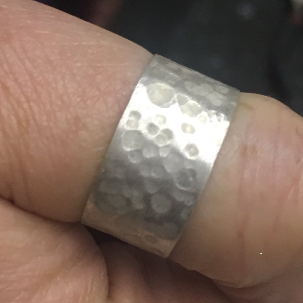 firedupnorthst1's tweet image. Our very first workshop in our new studio base. Full day workshops with Karen of Redcurrant Glass Silver Jewellery Making. The next sessions will be 29th Sept, 21st Oct &amp;amp; 19th Nov £85 #silverworkshop #adultlearning #workshops #getcreative #firedupnorthstudios