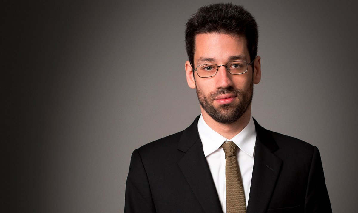 Happy birthday to pianist Jonathan Biss, who performs with the Curtis Symphony Orchestra here in February! 