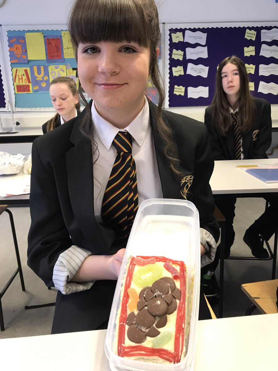 Boness_Science's tweet photo. 2. Absolutely amazing model cell homework projects from 1set7! 👏😱🎂#proudteacher #creativescientists https://t.co/W5BVnSYgHE
