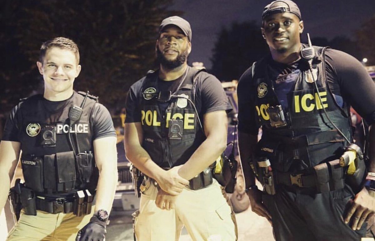 CityofAtlanta's tweet image. Are you interested in a career with the
@Atlanta_Police Department? Their next recruiting event is on Saturday, September 28 at 9:00 a.m. Stop by to learn how you can join to team! Click here for details: bit.ly/2lXRwhx #OneAtlanta #MySafeATL