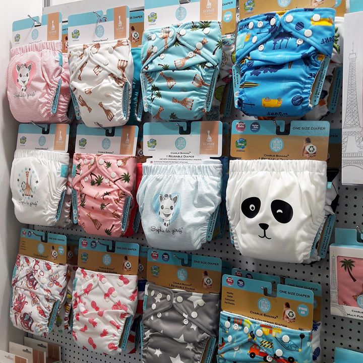 CharlieBanana's tweet photo. Getting ready for tomorrow - @kindundjugend #TradeShow.
See you at Booth B-88 in Hall 10.1! ๐ ๐ Featuring #Sophielagirafe collection and our new #Panda diaper ๐ผ ๐ผ ๐ผ
#kindundjugend #kuj19 #clothdiapers #stoffwindeln #koelnmesse #pannolinilavabili #stoffwindelliebe #clodi https://t.co/JRm2L26Y8e