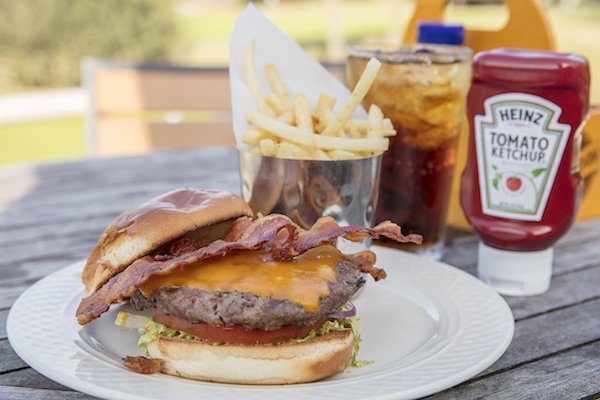 What's more delicious than a cheeseburger? A cheeseburger from Big Jim's on #NationalCheeseburgerDay! 🍔 What are your favorite burger toppings? bit.ly/2zb3kAl #PalmettoDunes #HiltonHeadIsland #HiltonHead #Lowcountry #SouthCarolina
