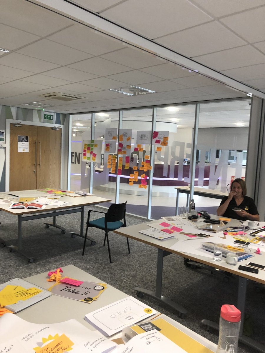 SazBlair's tweet image. Affinity mapping, SDA SUNFLOWER, RIP + mix, journey mapping, backcasting - rolling our sleeves up to try out a whole load of tools at @Thorntons_Law this month! Plus we had a blast at @SDA_Scot #startwiththeproblem #designthinking