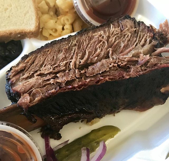 FlyingPigOKC's tweet photo. It’s beef rib Wednesday and we’ve got some monsters for you, but when we sell out, we sell out! Come get em while you can today! @thecollectiveokc @CallAFoodTruck @natlfoodtruckassoc #YesWeCater #BestBBQOKC #BestFoodTruckOKC #EatMorePork #BBQNation #thec… https://t.co/jm5yVNxawt https://t.co/ngPJ4zKSnr