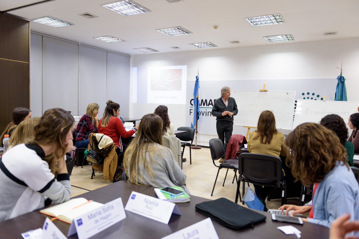 #MLEBID 2° día del Programa para Mujeres Líderes Emergentes de <a href="/el_BID/">Banco Interamericano de Desarrollo</a> en #Argentina. 
Las participantes (funcionarias públicas) reflexionan sobre la importancia de liderar transformaciones en el gobierno provincial. #MujeresLíderes 

<a href="/agusayllon/">Agustina Ayllón ⚖️🧉📚🇦🇷</a> <a href="/IAE_Austral/">IAE Business School</a>