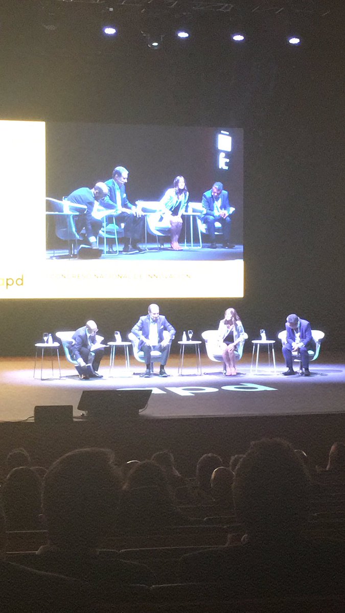 AnaMBedia's tweet photo. “La empresa como tal no existe, la empresa es una suma de personas. Todos tenemos la responsabilidad de participar en el cambio” #InnovAPD https://t.co/1xapjY645J