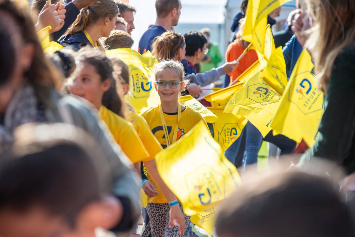 Wat was het weer een feest op onze Open Dag vandaag! Meer dan 1.250 kinderen konden wel 30 sporten uitoefenen en dit jaar ook nog culturele workshops volgen, in samenwerking met @JFSCNederland. Meer Open Dag spam volgt :).

#OpenDag #CreatingSpace #CruyffLegacy #CultuurScoort